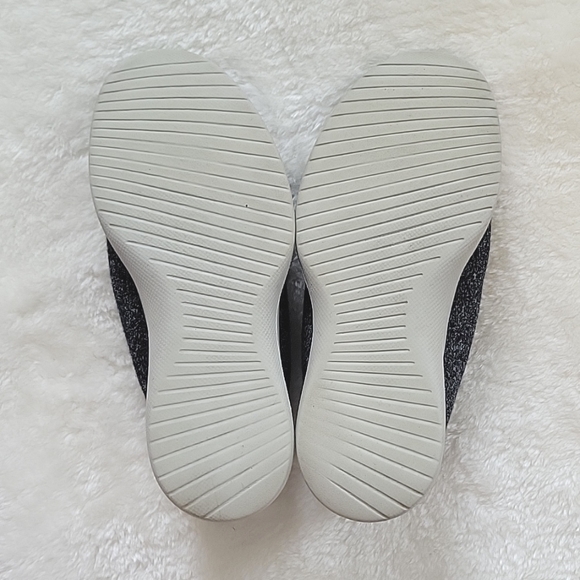 Allbirds Wool Runners Natural Grey/Lt Grey Sole | Womens Size 7 - Picture 10 of 15